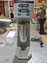 Миксер для молочных коктейлей Waring WDM120TXE (барный)