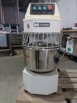 Спиральный тестомес Hurakan HKN-20SN2V для дрожжевого теста Спиральный тестомес Hurakan HKN-20SN2V для дрожжевого теста